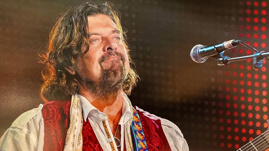 Alan Parsons, İٲԲܱ konseri öncesi Türk hayranlarına mesaj gönderdi