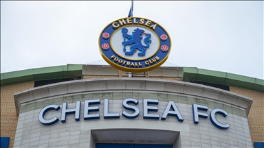 UK threatens to sue Russian businessman Abramovich over sale of Chelsea Football Club