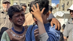 İsrail'in Gazze'de yardım almak isteyen Filistinlilere yönelik saldırısında 27 kişi hayatını kaybetti