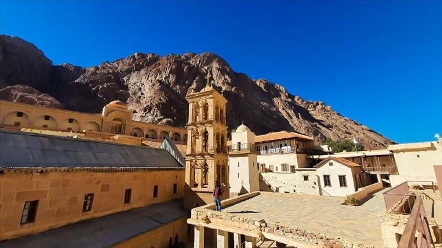 مصر تجدد تأكيدها لليونان الحفاظ على مكانة دير سانت كاترين الدينية