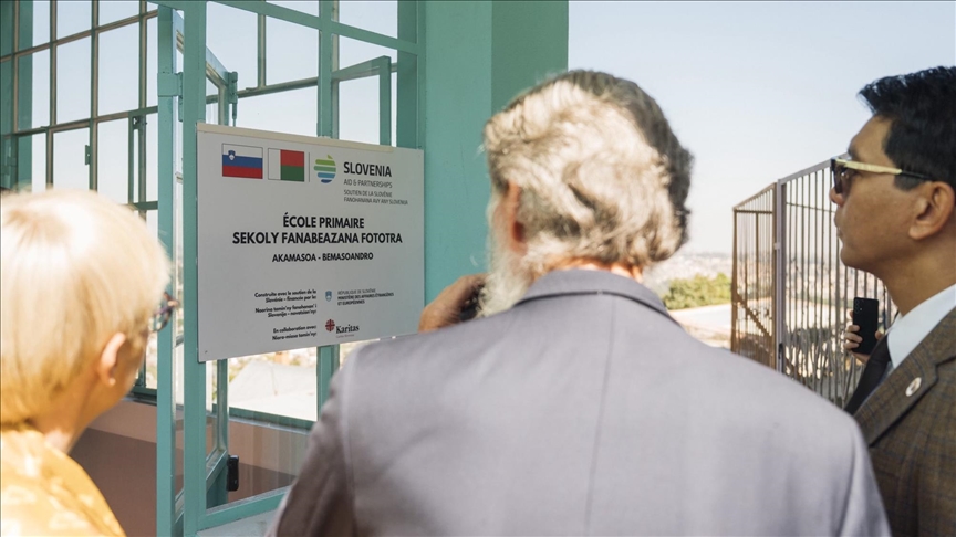 Madagascar : La Slovénie finance la construction d’une école au Centre Akamasoa à Andralanitra