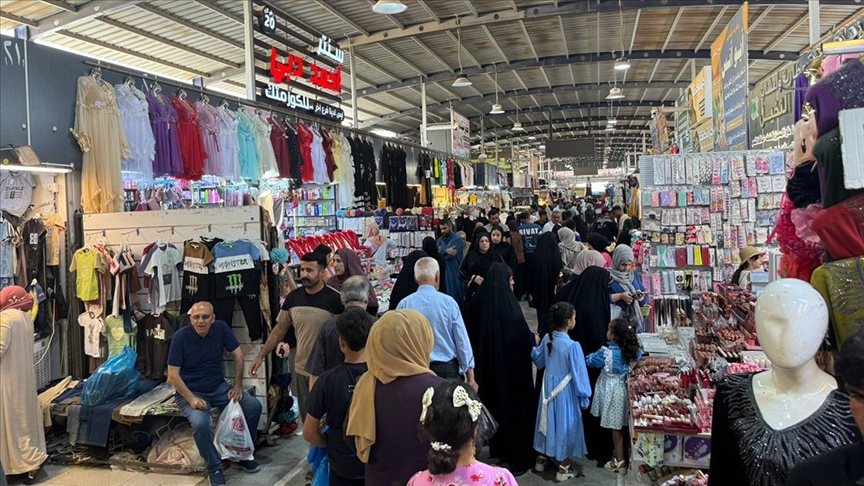 Irak'覺n Kerkük kentindeki ç硃娶覺larda Kurban Bayram覺 hareketlilii yaan覺yor