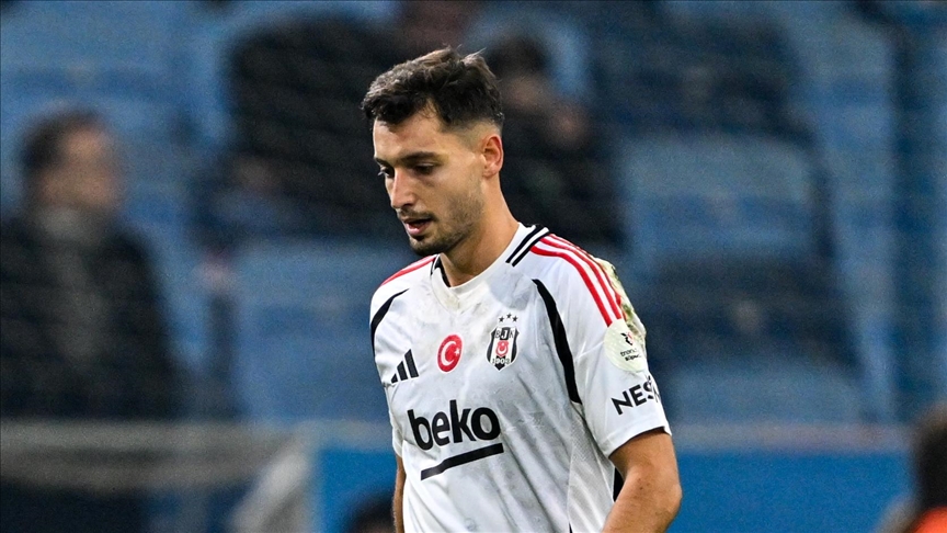 Burak Yılmaz ve Selçuk İnan transferde karşı karşıya: Beşiktaşlı yıldız için rakip oldular!