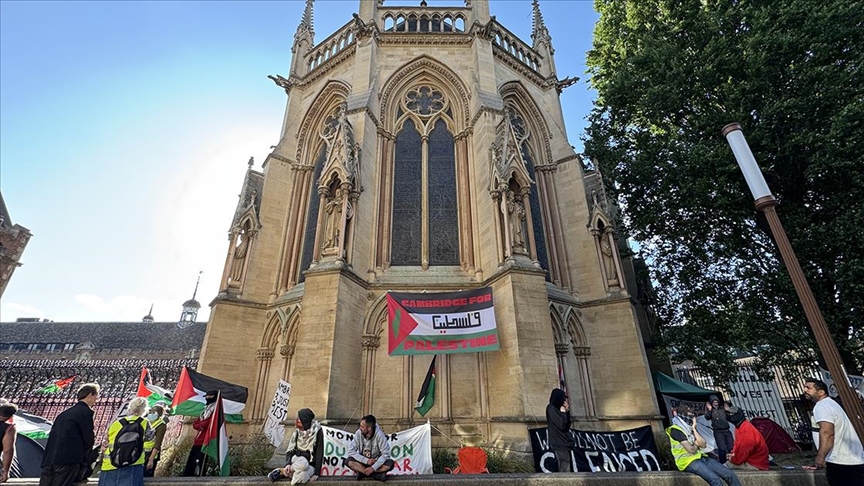 Cambridge akademisyenleri, dijital kaynakların Gazzeli öğrencilere açılmasını istiyor