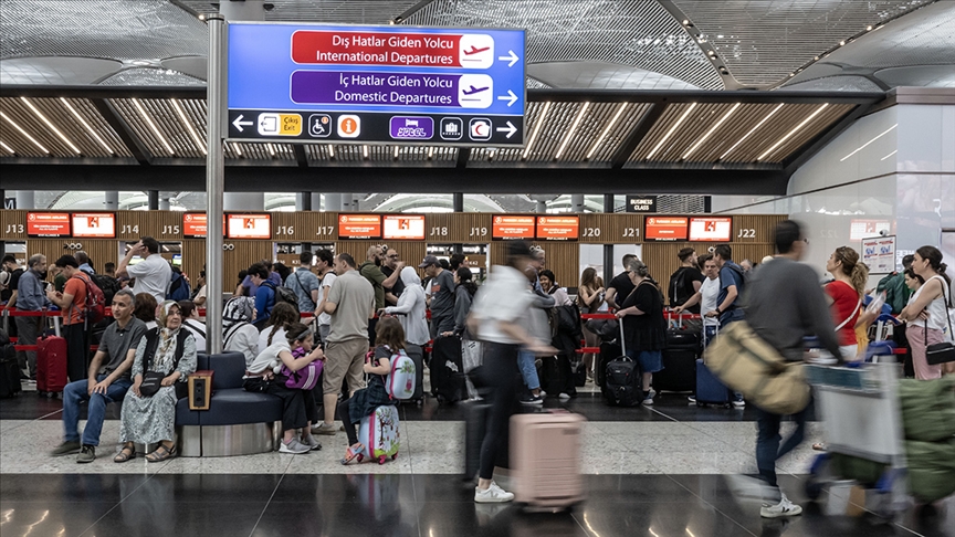Kurban Bayramı nedeniyle hava yolu taşımacılığında 365 ek sefer planlandı