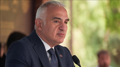 Bakan Ersoy, Gordion Antik Kenti'ndeki 47'nci tümülüsten çıkarılan eserleri tanıttı