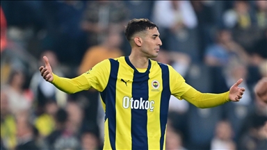 Fenerbahçe'nin Süper Lig'de kırmızı kart gören tek oyuncusu Mert Müldür