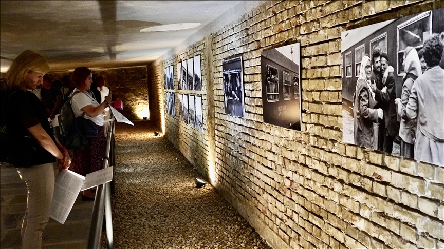 Bulgaristan'da komünist rejimin asimilasyon girişimleri fotoğraf sergisiyle anlatıldı