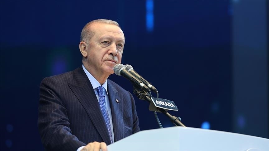 Serokomar Erdogan Eyda Qurbanê a serokan pîroz kir