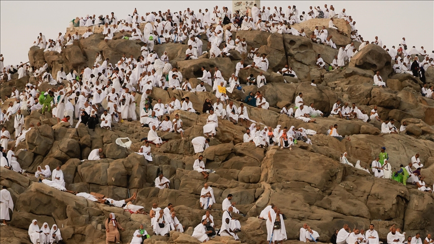 Saudi Arabia announces AI-assisted movement of pilgrims to Arafat