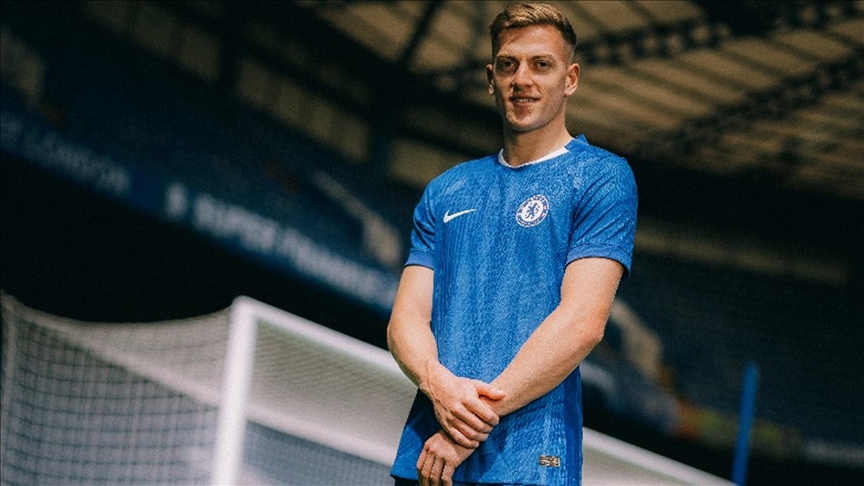 قدم.. تشيلسي يتعاقد مع ليام ديلاب مهاجم المنتخب الإنجليزي تحت 21 عاما