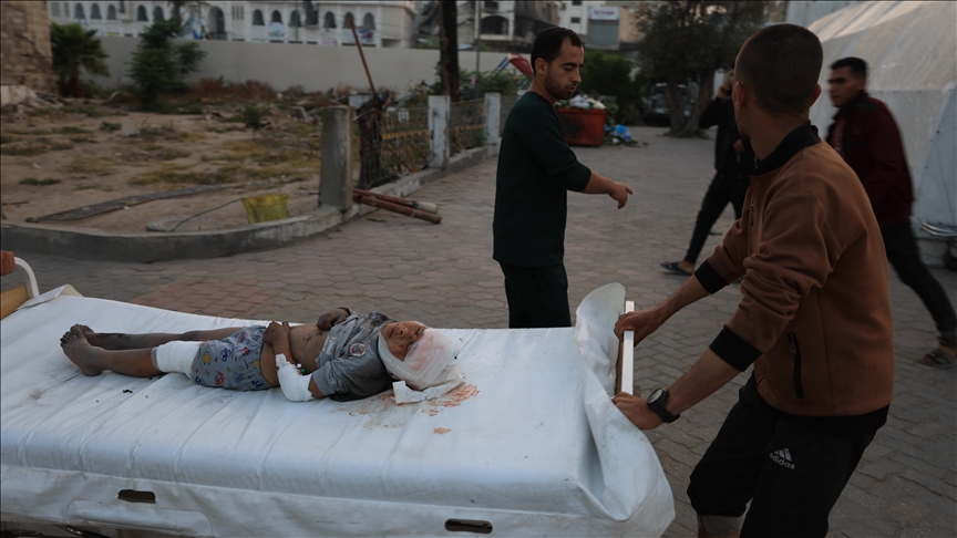 Al menos 12 muertos en ataques israelíes a varias partes de la Franja de Gaza