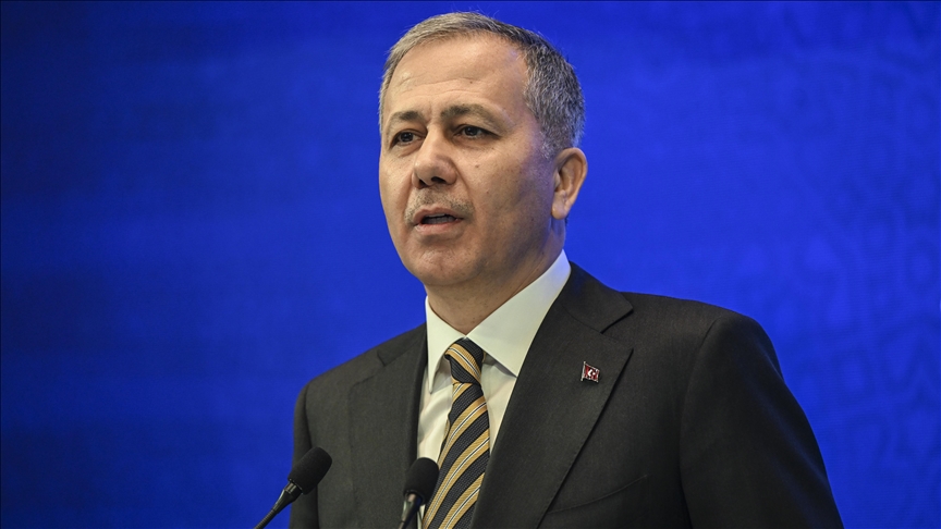 Bakan Yerlikaya, trafik kazası mağdurunun videosu üzerinden aşırı hız uyarısı yaptı