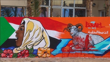Sénégal : de graffeurs réalisent des dessins pour dénoncer les violations des droits de l'homme en Palestine