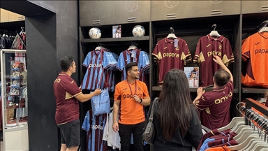 Trabzonspor'da yeni sezon formaları satışa sunuldu