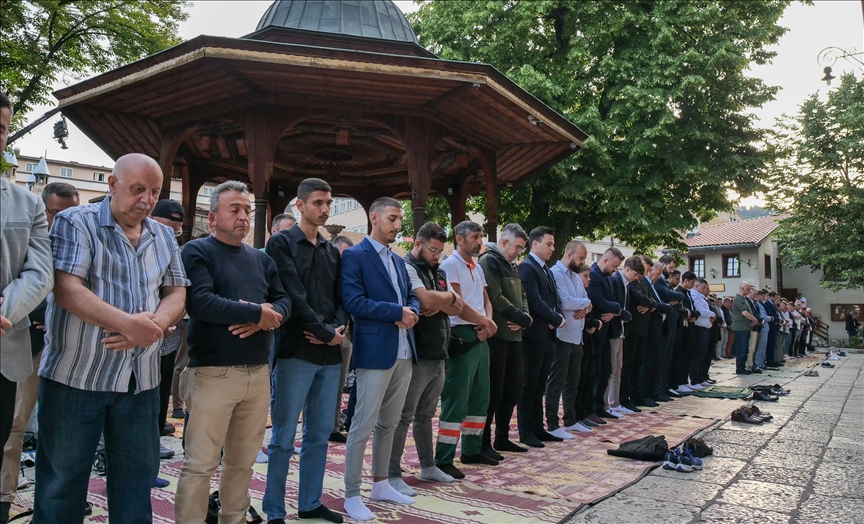 Klanjanjem bajram-namaza muslimani u regiji dočekali Kurban bajram