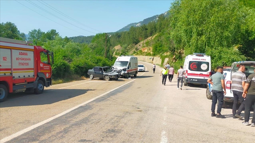Li Edeneyê otomobîl û ambulans li hevdu qelibîn, di qezayê da 1 kes mir, 1 kes birîndar bû