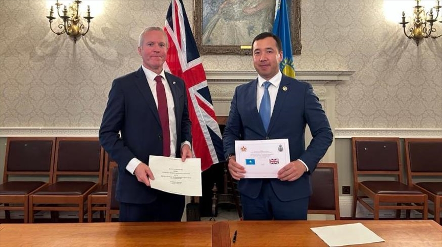 Казахстан и Великобритания подписали соглашение о военном сотрудничестве