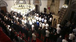 Besimtarët muslimanë në vendet e rajonit falin namazin e Kurban Bajramit