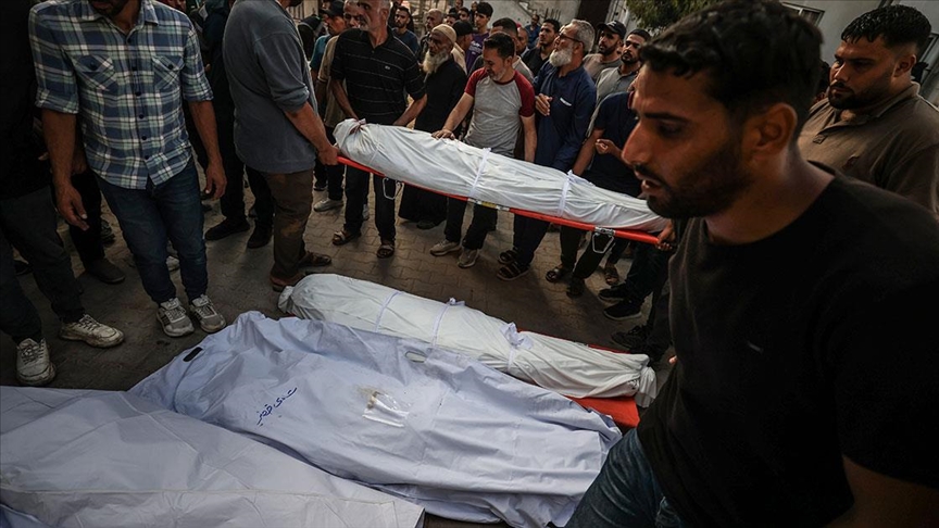İsrail'in Gazze'ye Kurban Bayramı'nın ikinci gününde düzenlediği saldırılarda 17 Filistinli hayatını kaybetti