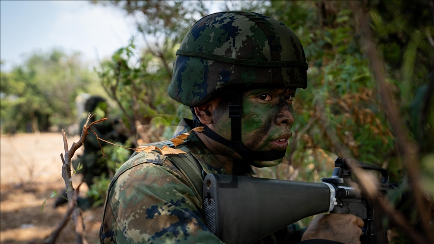 L'armée thaïlandaise prendra le contrôle des postes-frontières avec le Cambodge
