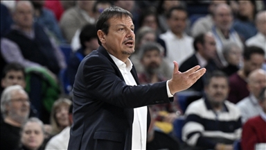 Trener Panathinaikosa Ergin Ataman kažnjen sa 5.000 eura