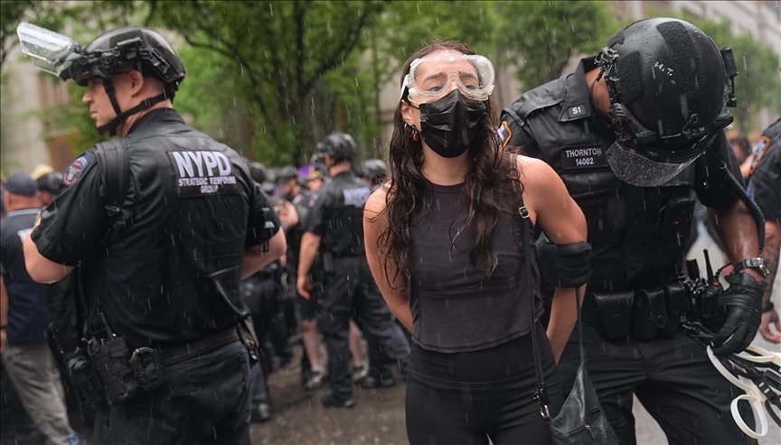 Više osoba uhapšeno u sukobima demonstranata s policijom zbog hapšenja imigranata u New Yorku