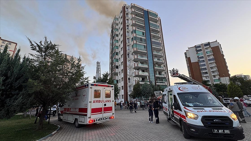 Diyarbakır’da 4 kişinin öldüğü yangına ilişkin 2 şüpheli tutuklandı