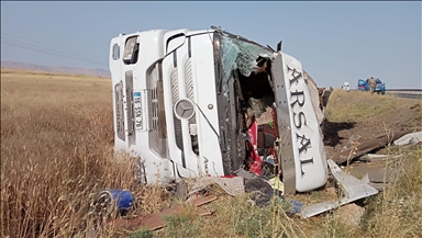 Li Mêrdînê ajokarê tankêra sûtemeniyê ya ku qulibî birîndar bû
