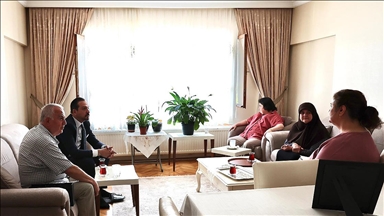 AK Parti Genel Başkan Yardımcısı Zorlu'dan "Annemiz" projesi kapsamında şehit ailesine ziyaret