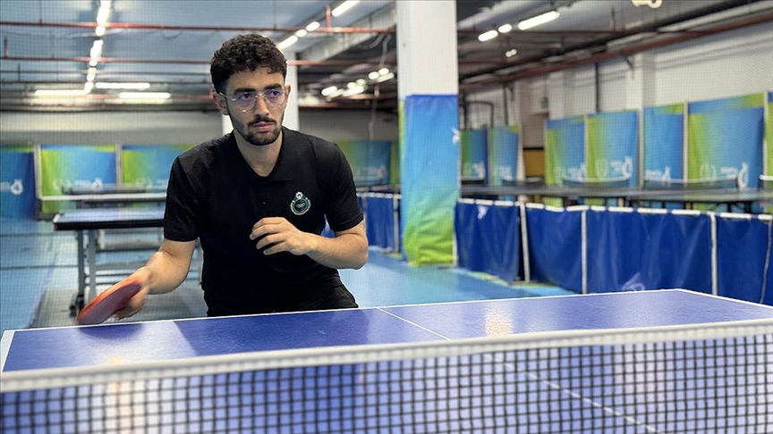 İşitme engelli sporcu trafik kazasında kaybettiği babasının hayali için olimpiyatlara hazırlanıyor