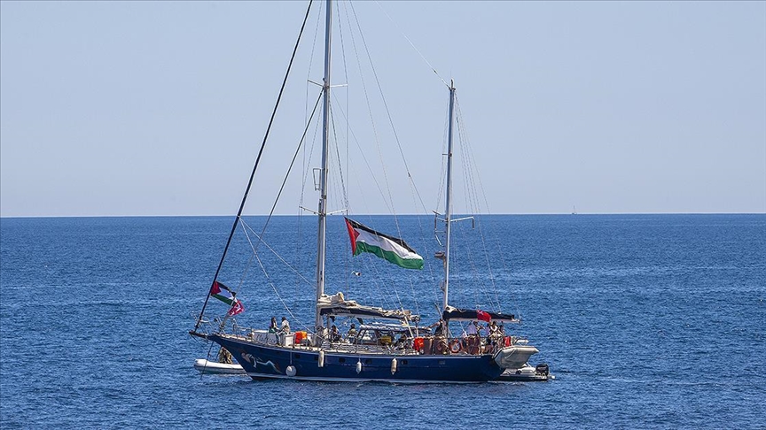 Spain summons top Israeli envoy over Gaza flotilla raid Spain summons top Israeli envoy over Gaza flotilla raid