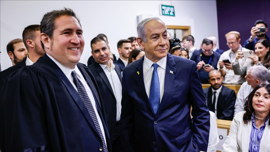 Israeli premier heckled as he cross-examined for 3rd time in his corruption trial Israeli premier heckled as he cross-examined for 3rd time in his corruption trial