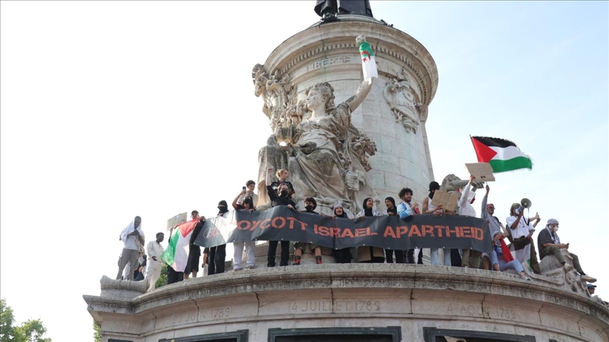 Paris : mobilisation pour la libération des passagers du bateau de la Flottille de la liberté 