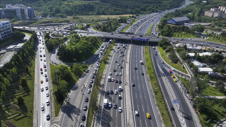 İçişleri Bakanı Yerlikaya: Kurban Bayramı tatili boyunca 3 bin 913 trafik kazası meydana geldi