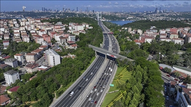İٲԲܱ'da haftanın ilk iş gününde trafik yoğunluğu yaşanıyor