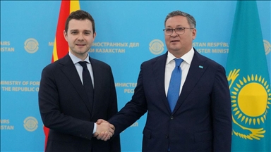 Ministri Mucunski takohet me homologun e tij nga Kazakistani