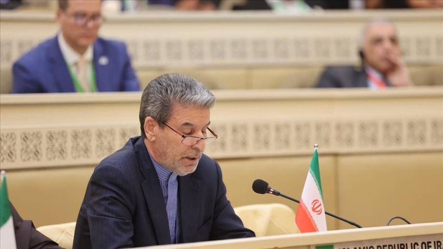 شهریاری: مردم میپرسند آقازادهای که موتور هم نداشته چطور امروز هواپیما و کشتی دارد