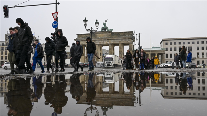 26% of immigrants consider leaving Germany due to political climate, discrimination: Study
