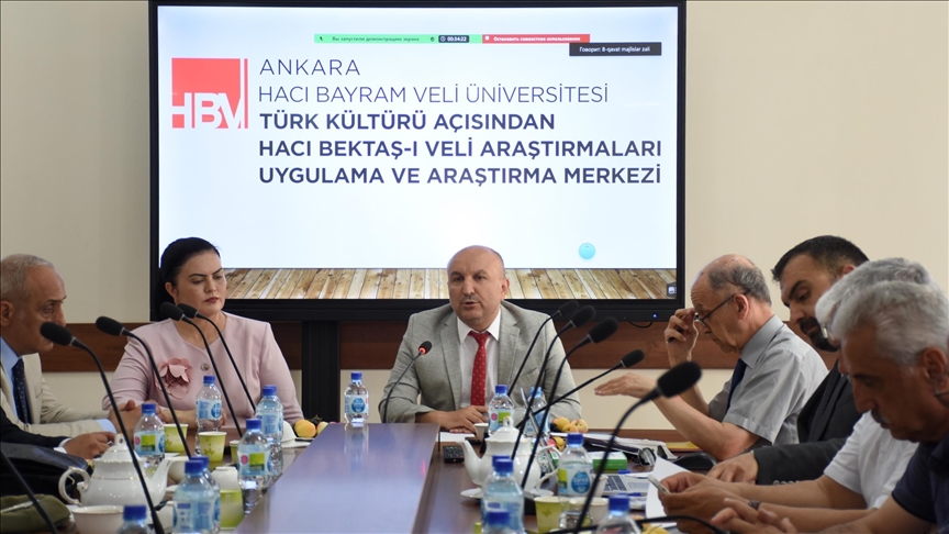 Özbekistan'da "Türk Dünyası ve Pir-i Türkistan: Yesevi Yolu ve Mirası" paneli düzenlendi