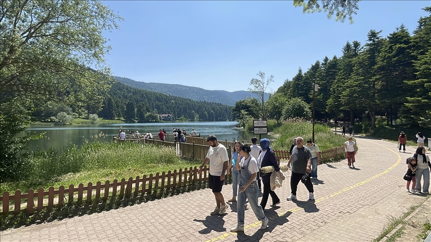 Bolu'daki tabiat ve milli parklar bayramda ilgi gördü