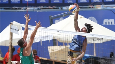 Dünya Plaj Voleybolu Pro Tur 2025'in Alanya etabında Türkiye, erkeklerde İtalya'ya 2-0 yenildi