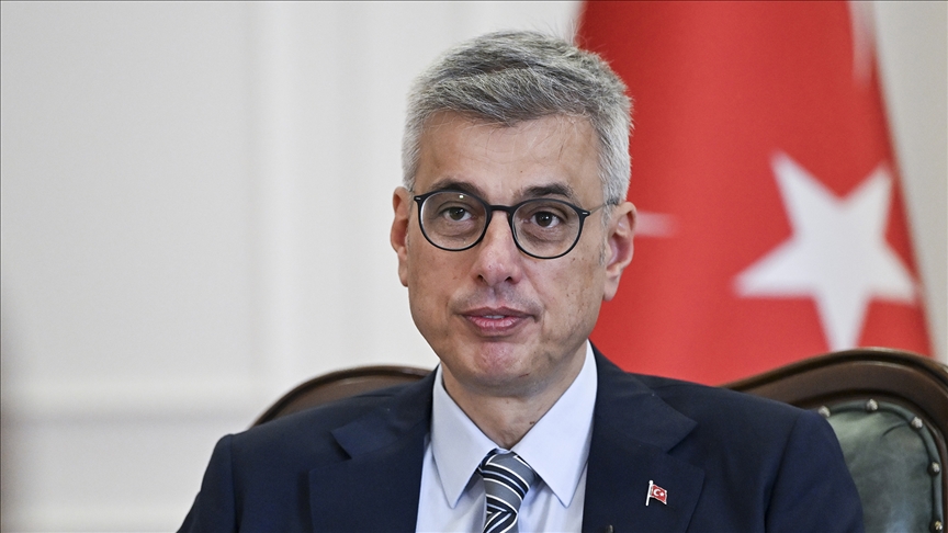 Bakan Memişoğlu'ndan "Aile Hekimliği Rehberi"ne ilişkin 貹şı