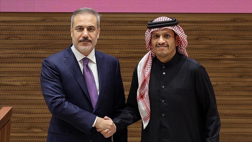 وزير الخارجية التركي يبحث مع نظيره القطري جهود وقف إطلاق النار بغزة