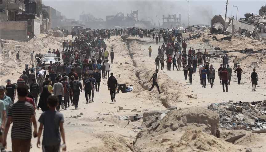 Radhë të gjata në Gazën veriore në pritje të ndihmës humanitare