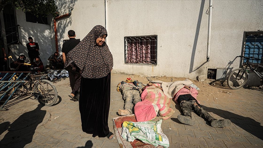 İsrail ordusunun, Gazze'ye düzenlediği saldırılarda 42 Filistinli hayatını kaybetti