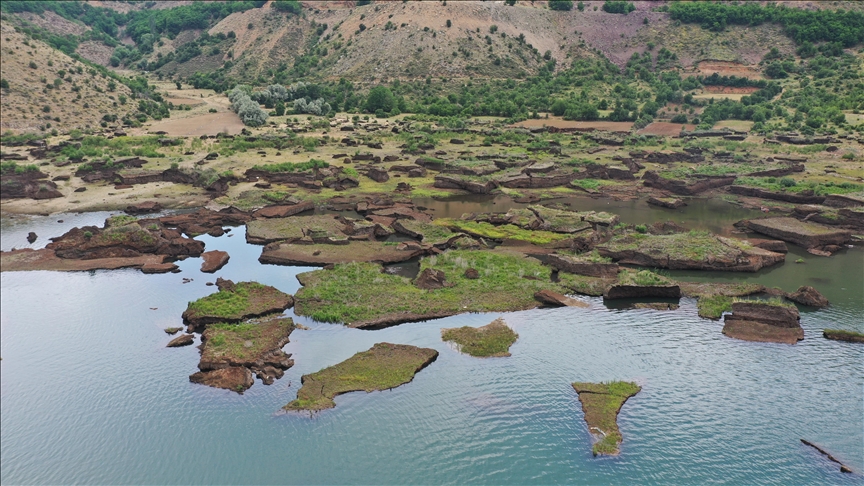 Adıyaman'ın "yüzen adaları" koruma amaçlı sabitlenmeye başladı
