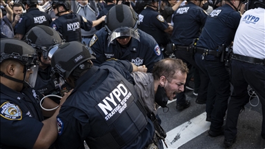 Policija privela brojne demonstrante trećeg dana protesta u New Yorku