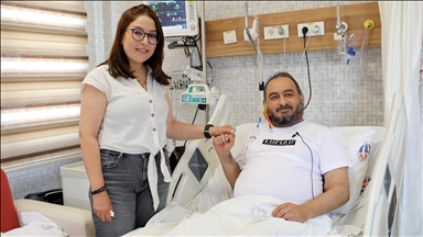 Diyalizle başlayan aşkta nakil mutluluğu