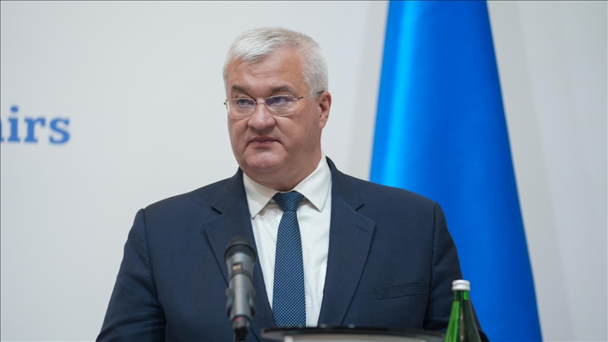 Ukraine's top diplomat urges efforts to prevent further Mideast escalation
